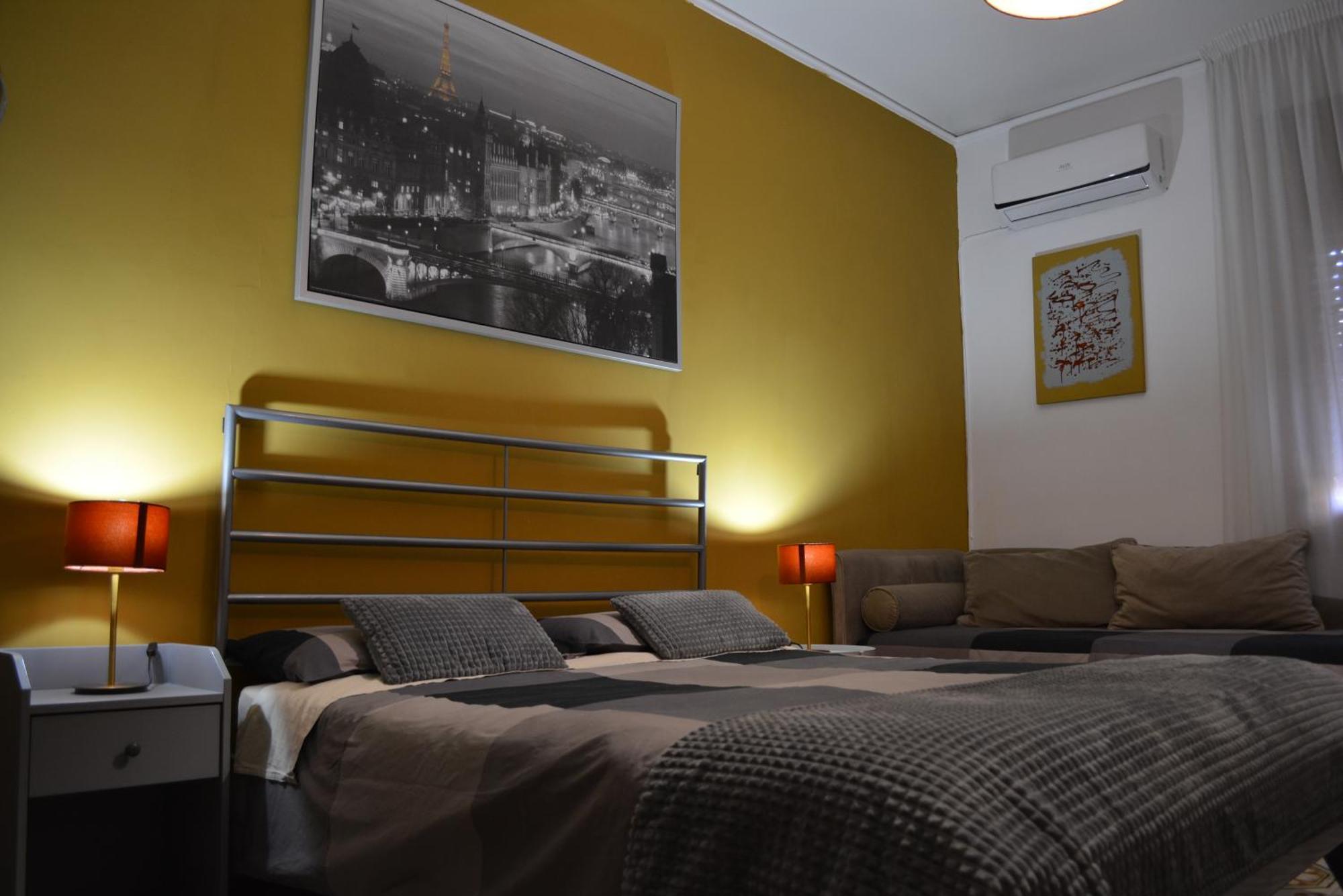 Mario'S House Bed & Breakfast Napoli Bagian luar foto