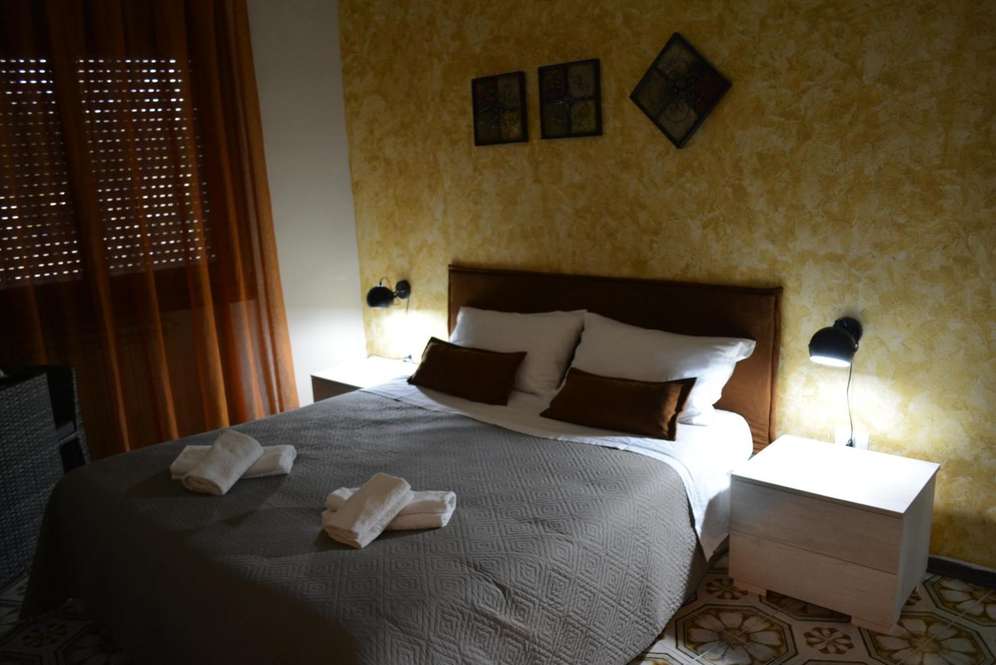 Mario'S House Bed & Breakfast Napoli Bagian luar foto