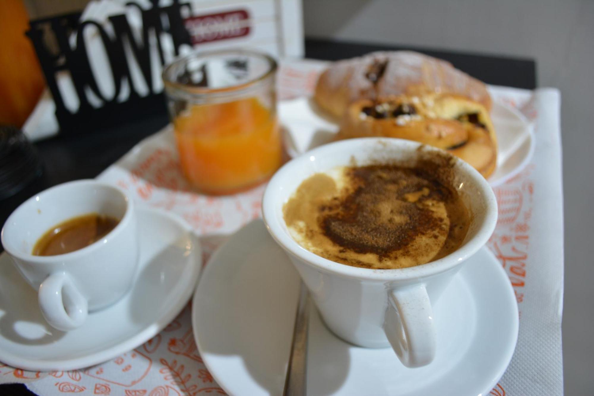 Mario'S House Bed & Breakfast Napoli Bagian luar foto