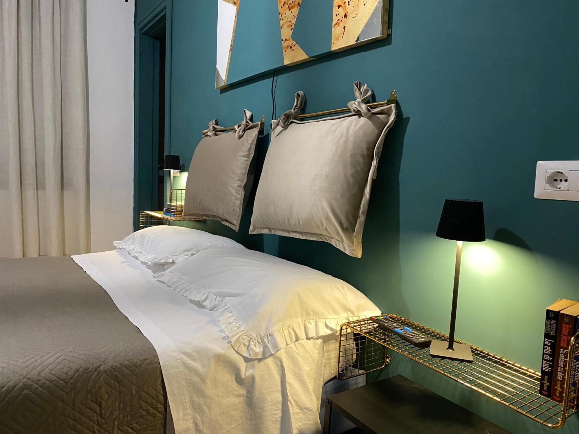 Mario'S House Bed & Breakfast Napoli Bagian luar foto
