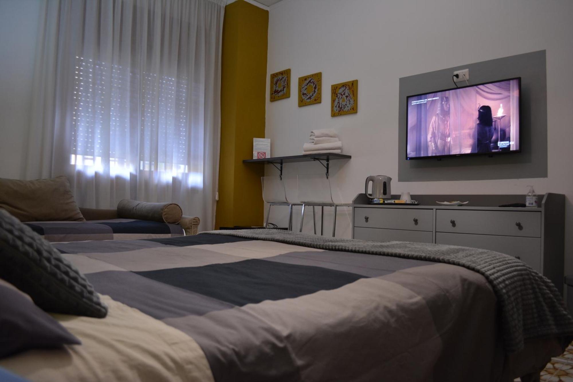 Mario'S House Bed & Breakfast Napoli Bagian luar foto